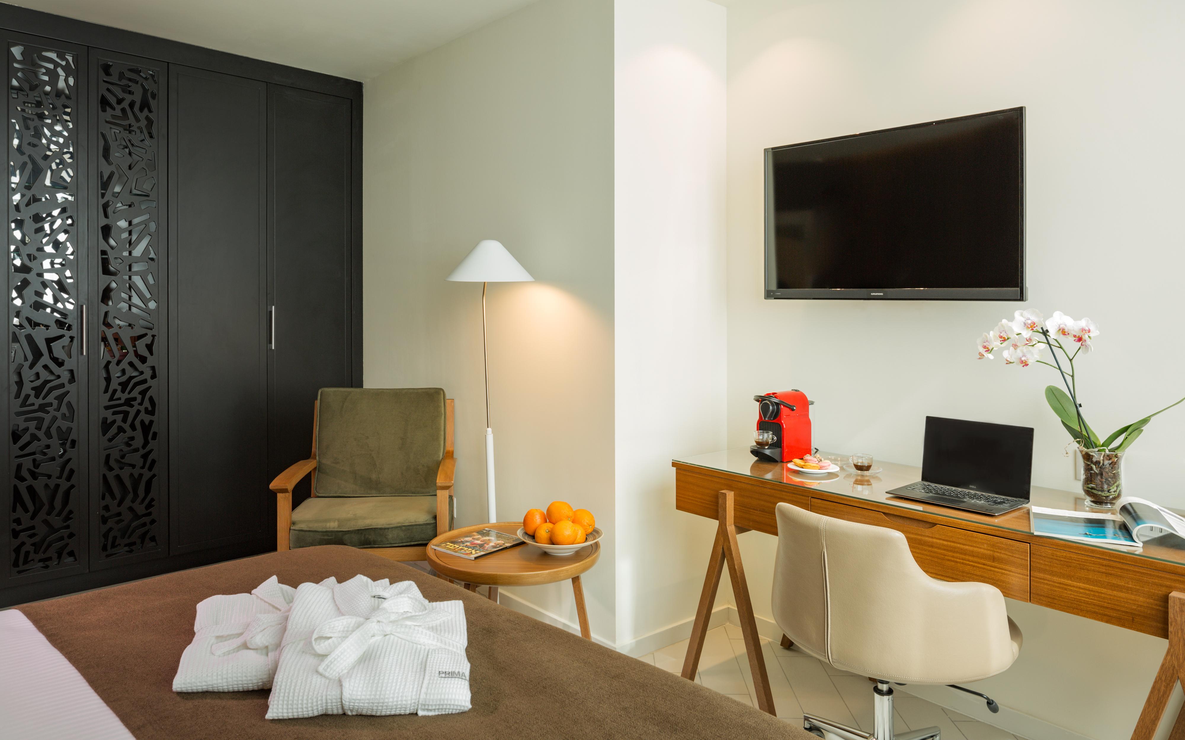 Prima Millennium Hotel Раанана Екстериор снимка