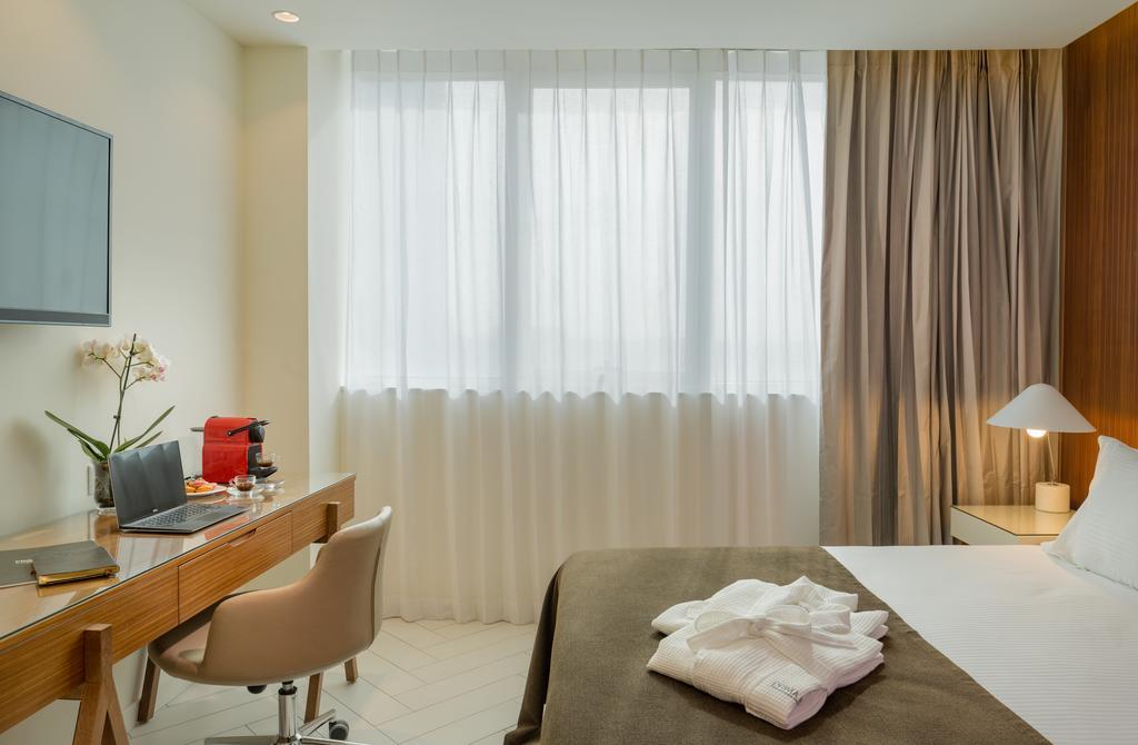 Prima Millennium Hotel Раанана Екстериор снимка